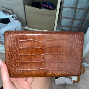 COPY - Abas croc leather wallet